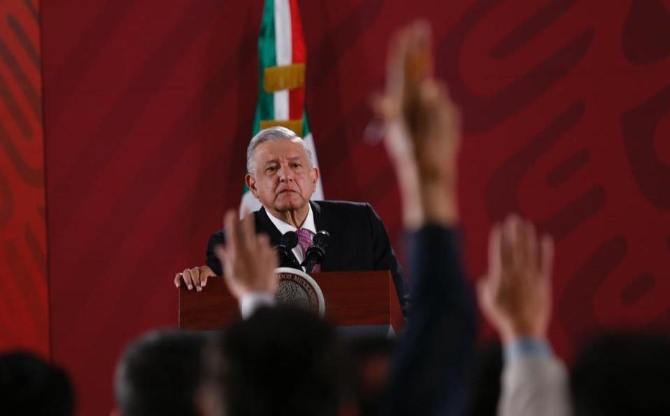 Presenta AMLO avances en construcción de aeropuerto en Santa Lucía