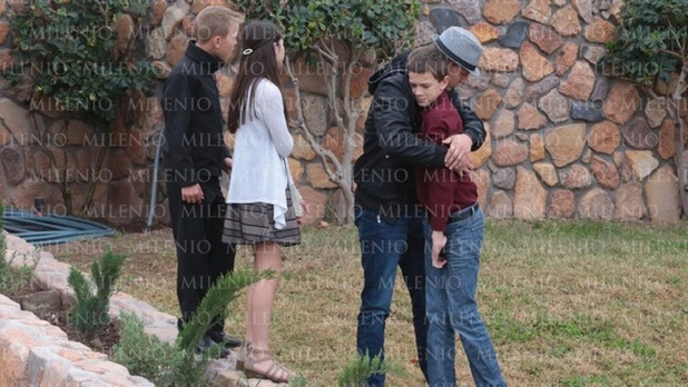 FOTOS: Familiares despiden a víctimas del ataque a la familia LeBarón