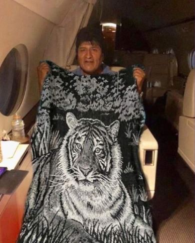 Los mejores memes de la renuncia de Evo Morales y su llegada a México