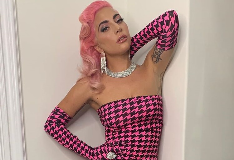 ¿Lady Gaga tiene Alzheimer? Fans la critican por olvidar su álbum 'Artpop'