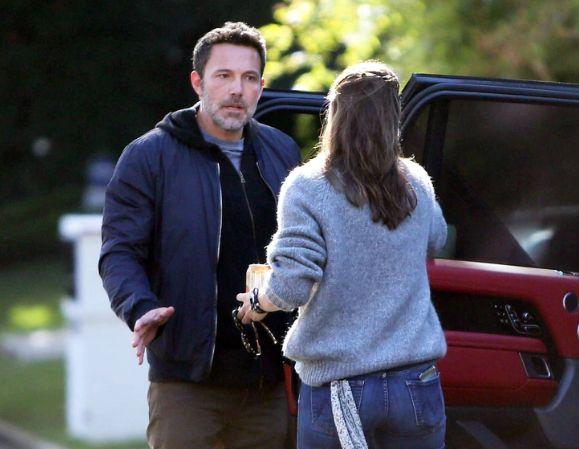 Captan a Ben Affleck en plena discusión con su ex Jennifer Garner