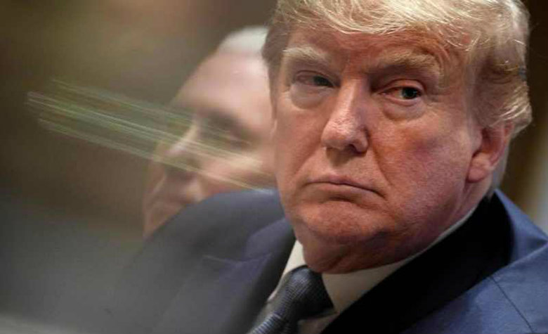 Demócratas presentan cargos formales contra Trump