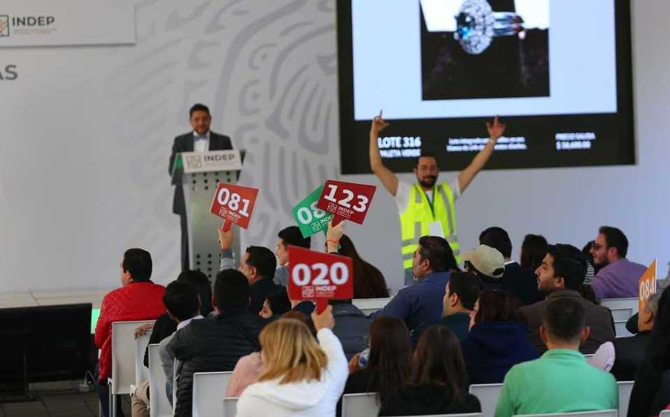 Inicia segunda jornada de "la madre de todas las subastas"
