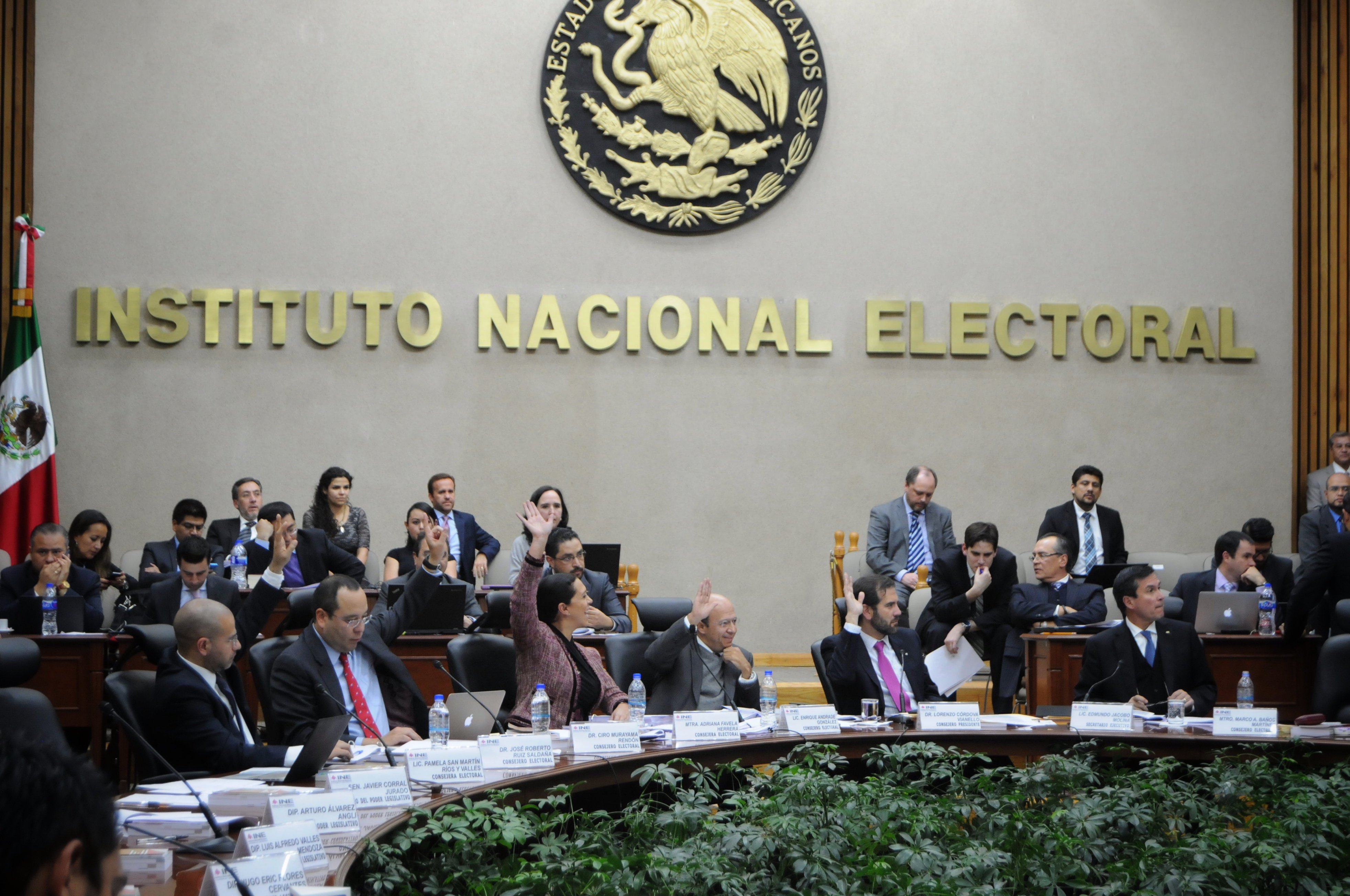 INE anuncia cancelación de proyectos tras recorte de mil 71 mdp