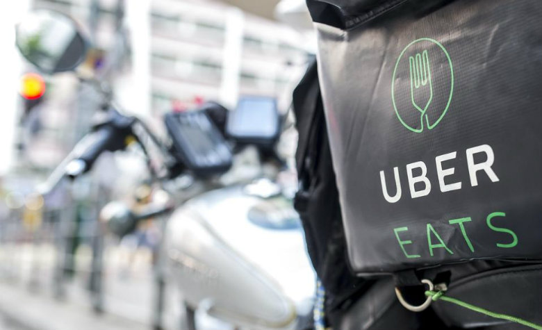Repartidor de comida se viraliza por emotivo mensaje que envió a quien le robó su moto 