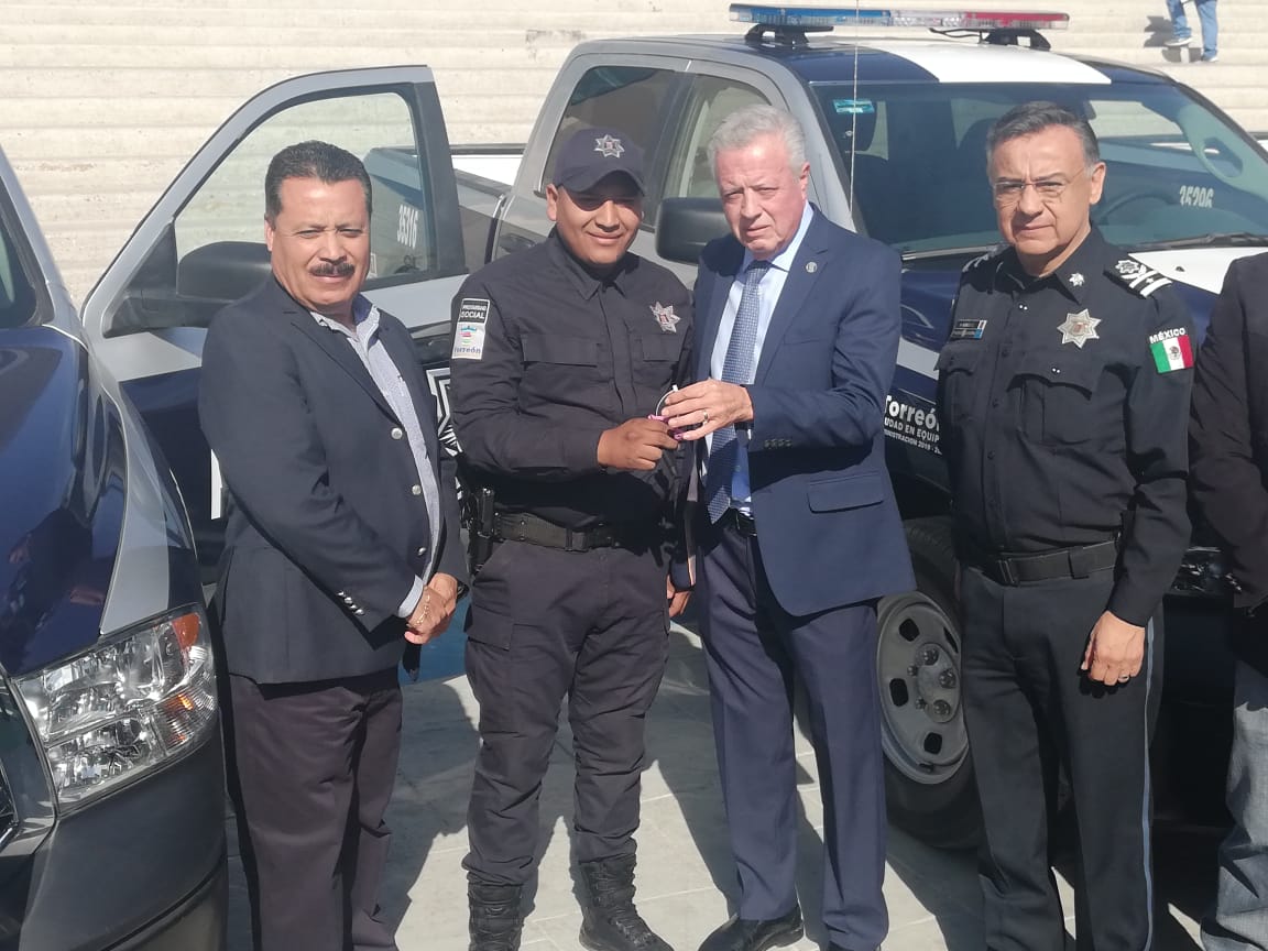 Con más de 25 mdp, entregan camionetas nuevas para la Dirección de Seguridad Pública Municipal