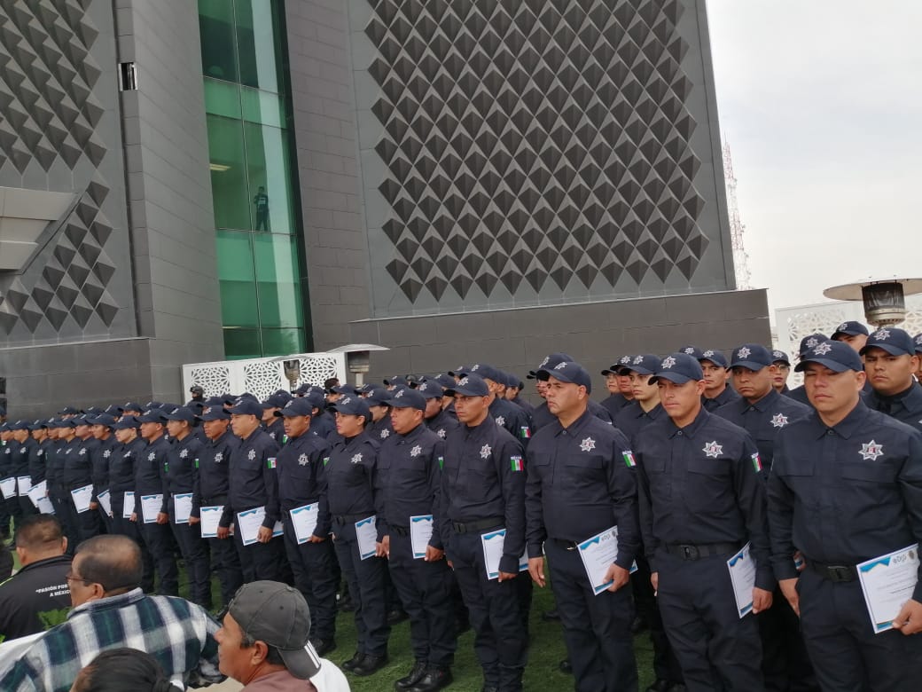 143 cadetes se graduaron de la Segunda Generación de la Academia de Policía de Torreón