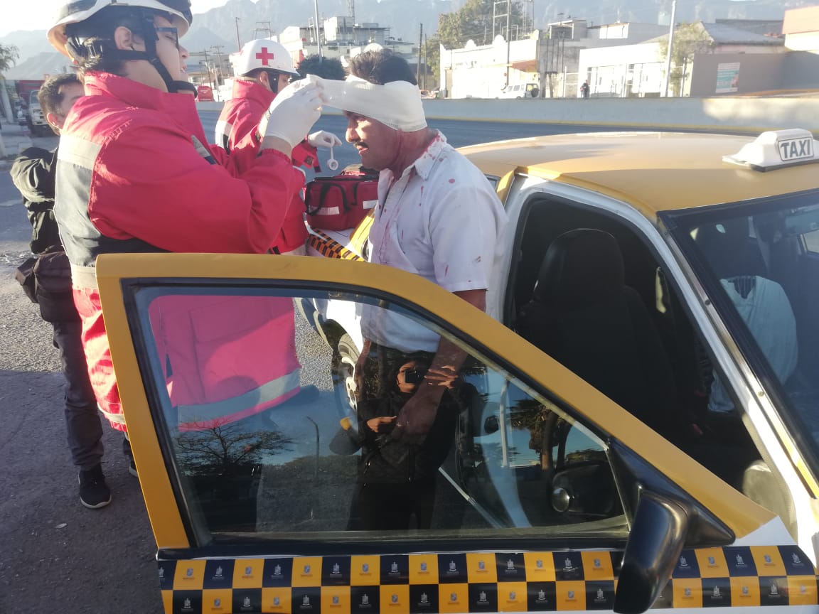 Telediario noticia Taxista sufre desprendimiento de oreja tras ser asaltado en la colonia Industrial 