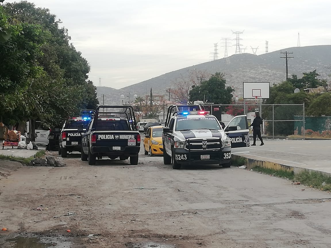 Hombre armado en mercado Alianza de Torreón desata persecución; disparó contra municipales