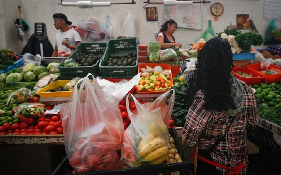 ¡Adiós a las bolsas de plástico! Desde el 1 de enero estarán prohibidas en CDMX