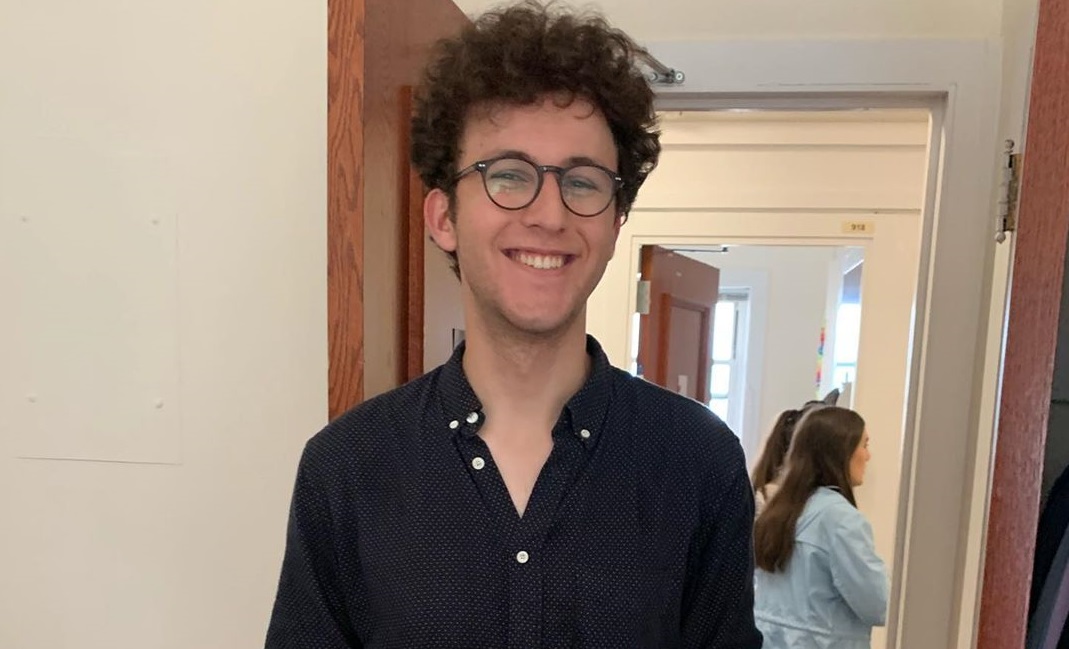 Muere en vacaciones hijo de la creadora de 'Orange Is The New Black'