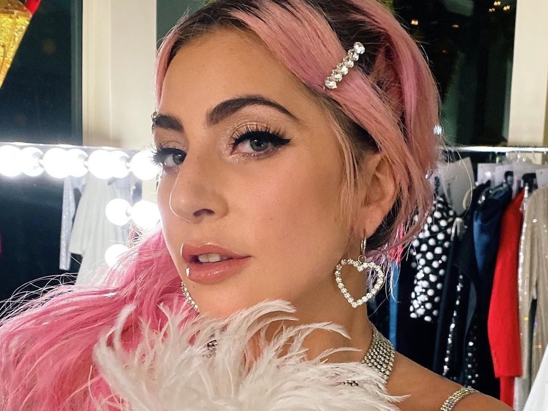 Empieza Lady Gaga el año con nuevo amor 
