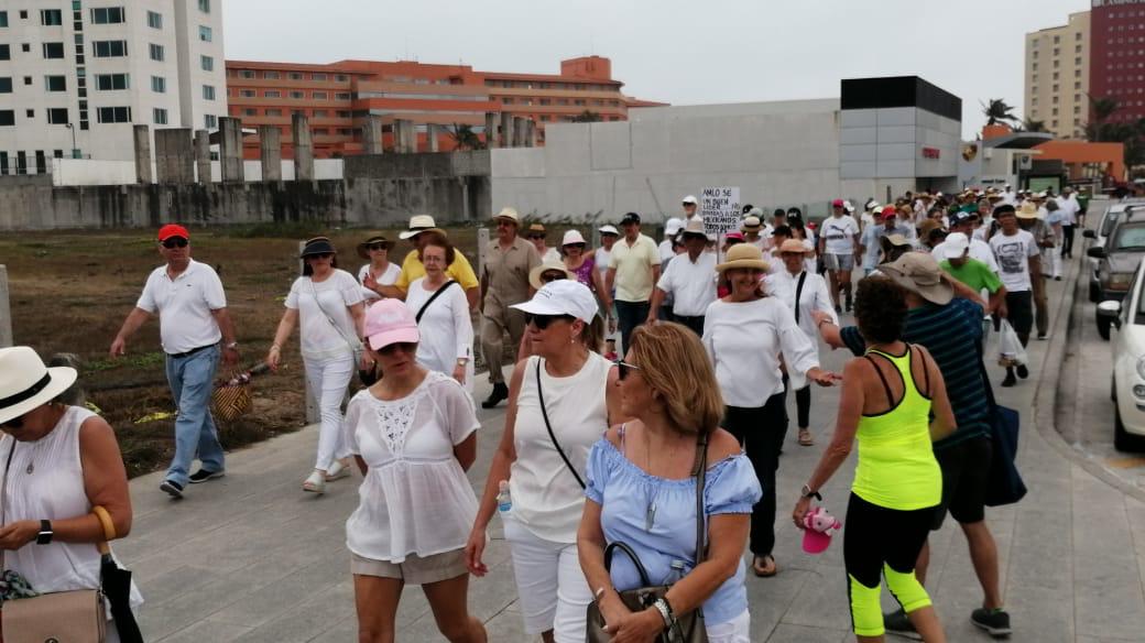 Restauranteros sufren al menos 40 llamadas de extorsión al mes