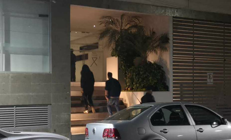 Perito de CDMX secuestra y amordazada a su pareja en departamento de colonia Juárez