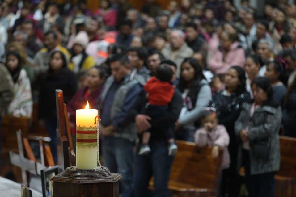 Ofician misa en Tlahuelilpan por víctimas de explosión de ducto