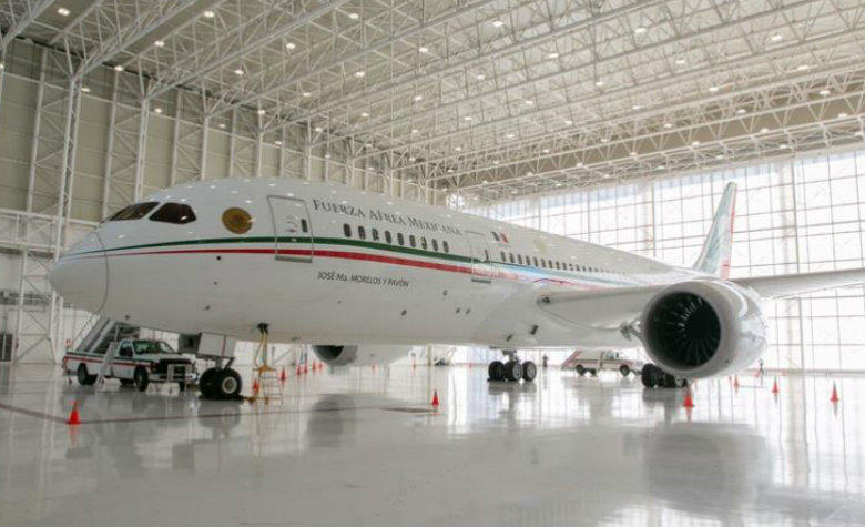 Primero fueron los memes, ahora nace la cumbia del avión presidencial (VIDEO)