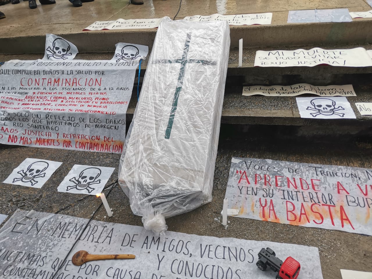 Pobladores alrededor del río Santiago entregan queja a CEDHJ