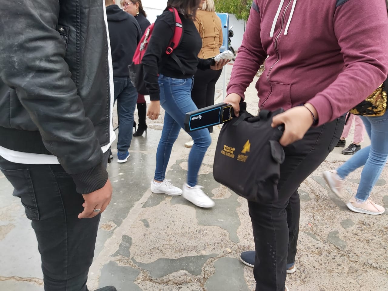 De manera sorpresiva, realizan Operativo Mochila en Cbtis 159 de Gómez Palacio