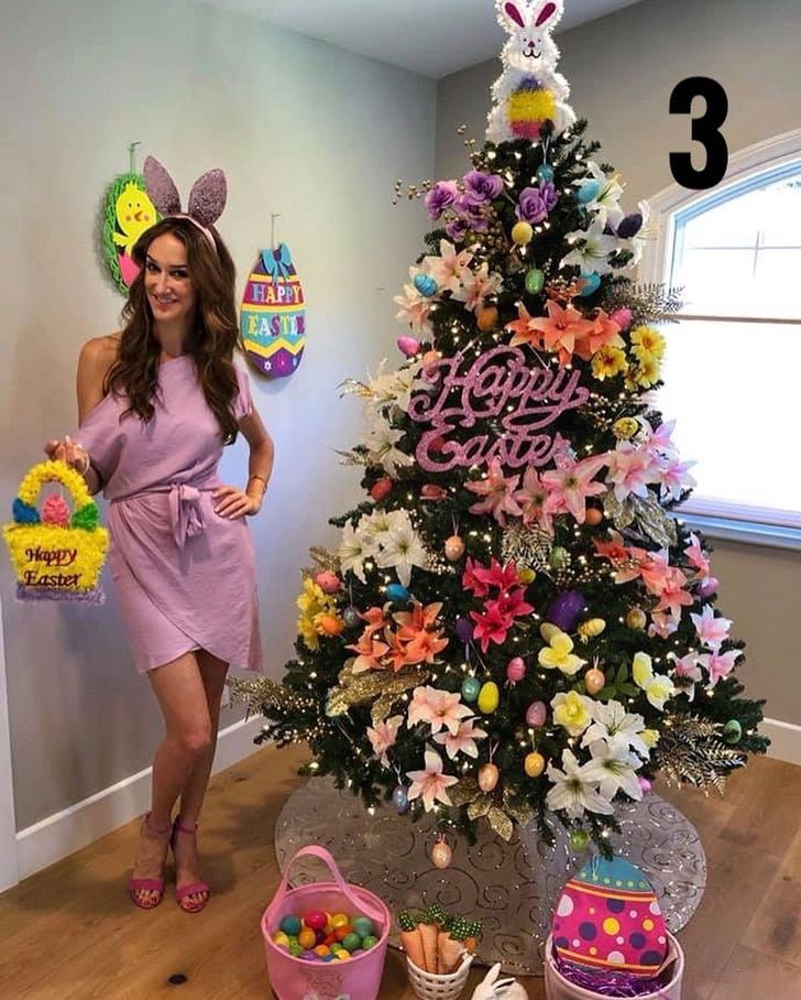 Mujer decora su árbol de Navidad de cada día festivo del año. Así no lo tiene que quitar nunca