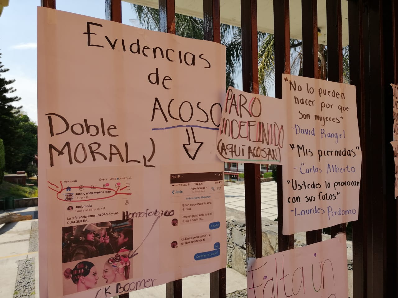 Alumnas del CBTis 10 protestan por acoso sexual en el plantel