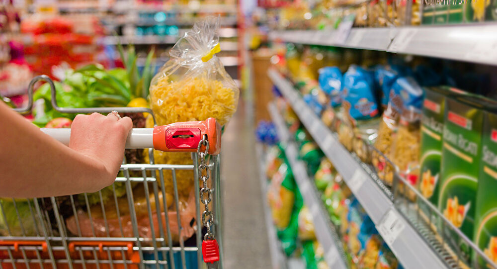 Despiden a mujer de supermercado por utilizar mal el cubrebocas