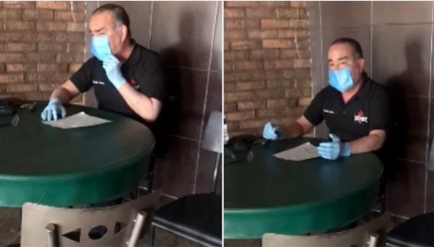 Hombre llora al pagarle por última vez a sus empleados por pandemia
