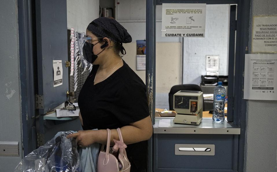 "Nunca se volverá a la normalidad en México por COVID-19", asegura López-Gatell