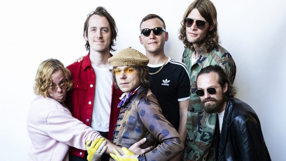 "Black Madonna" el videoclip de Cage The Elephant hecho con Zoom
