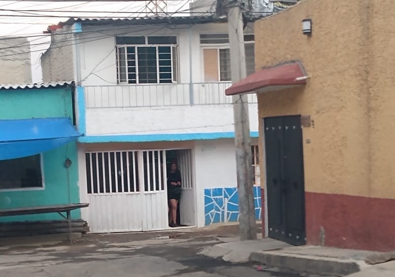 VIDEO: Arman fiestas con ‘cover’ de 100 pesos en una casa en Álvaro Obregón