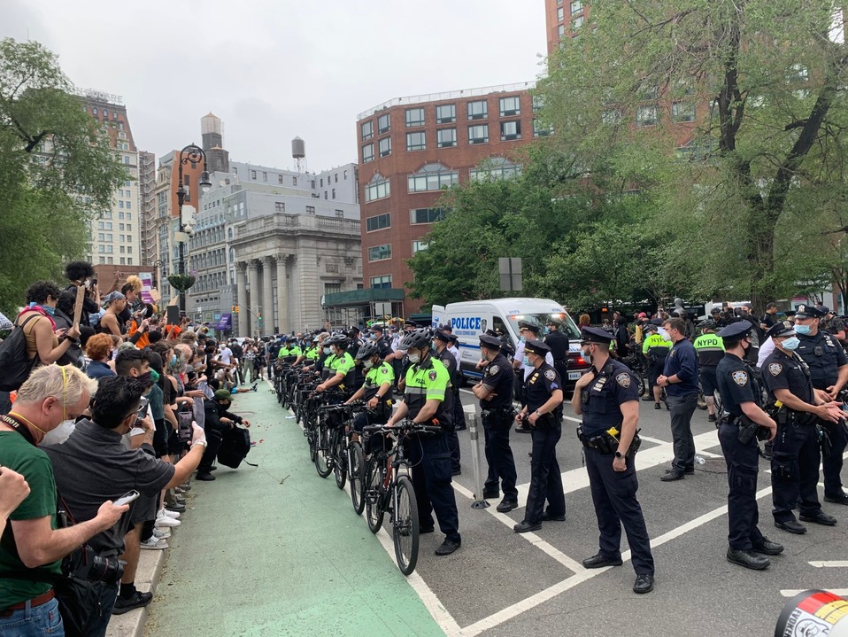 Protestas por el asesinato de George Floyd llegan a Nueva York