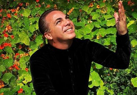 Sorprende Cristian Castro con alocadas 'predicciones' de temblores