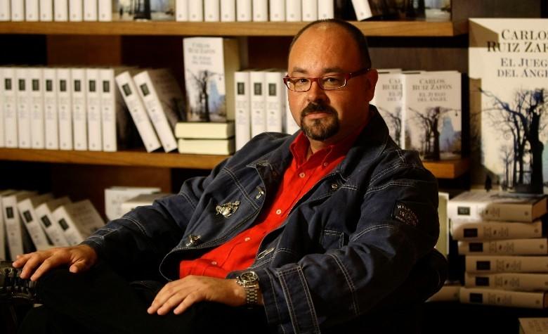 Muere el escritor Carlos Ruiz Zafón a los 55 años