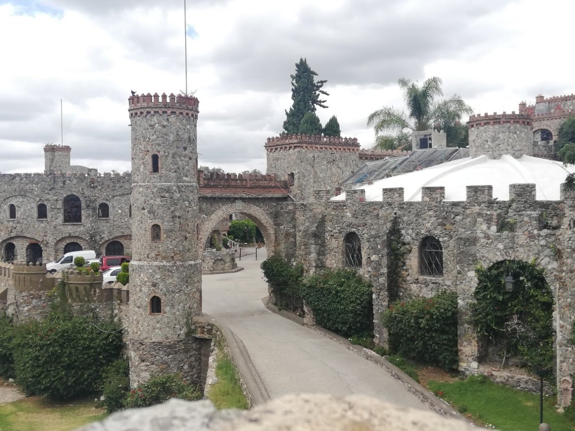 Castillo de Santa Cecilia, un hotel estilo medieval y recinto de celebridades