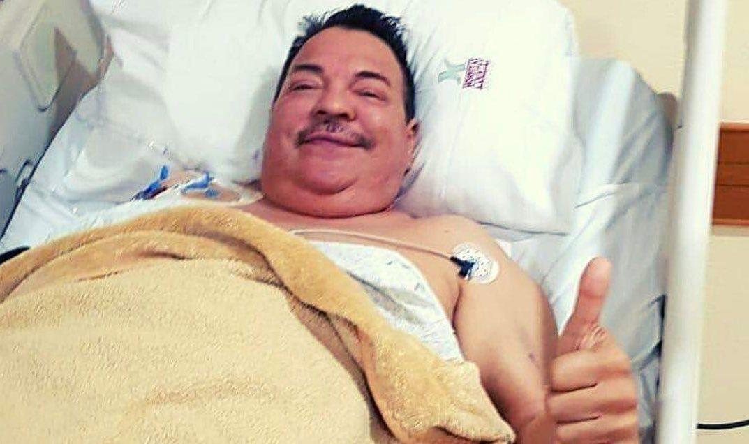 Hospitalizan nuevamente a Julio Preciado por una infección testicular