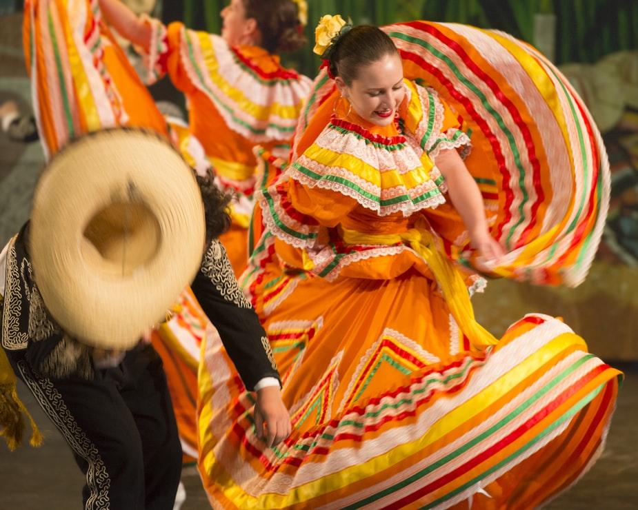 Sí habrá “grito” y “desfile” para celebrar la Independencia: AMLO