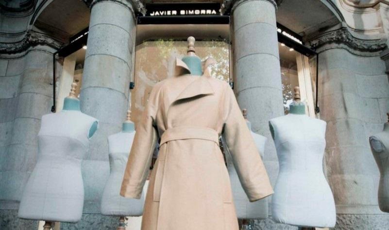 Lanzan primera línea de ropa antiCOVID-19