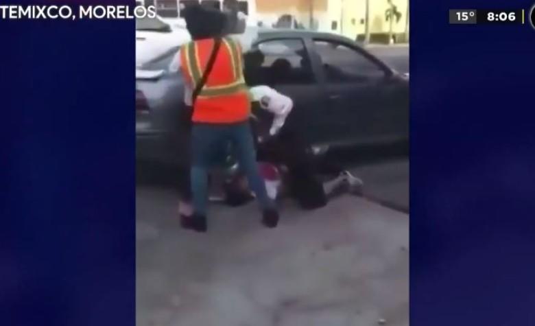 Difunden video de policía sometiendo a una mujer en Temixco