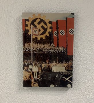 Volkswagen rompe relaciones con agencia en México por “foto Nazi”