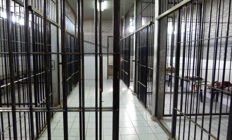 Telediario Media Recluso decide quitarse la vida al interior de una celda