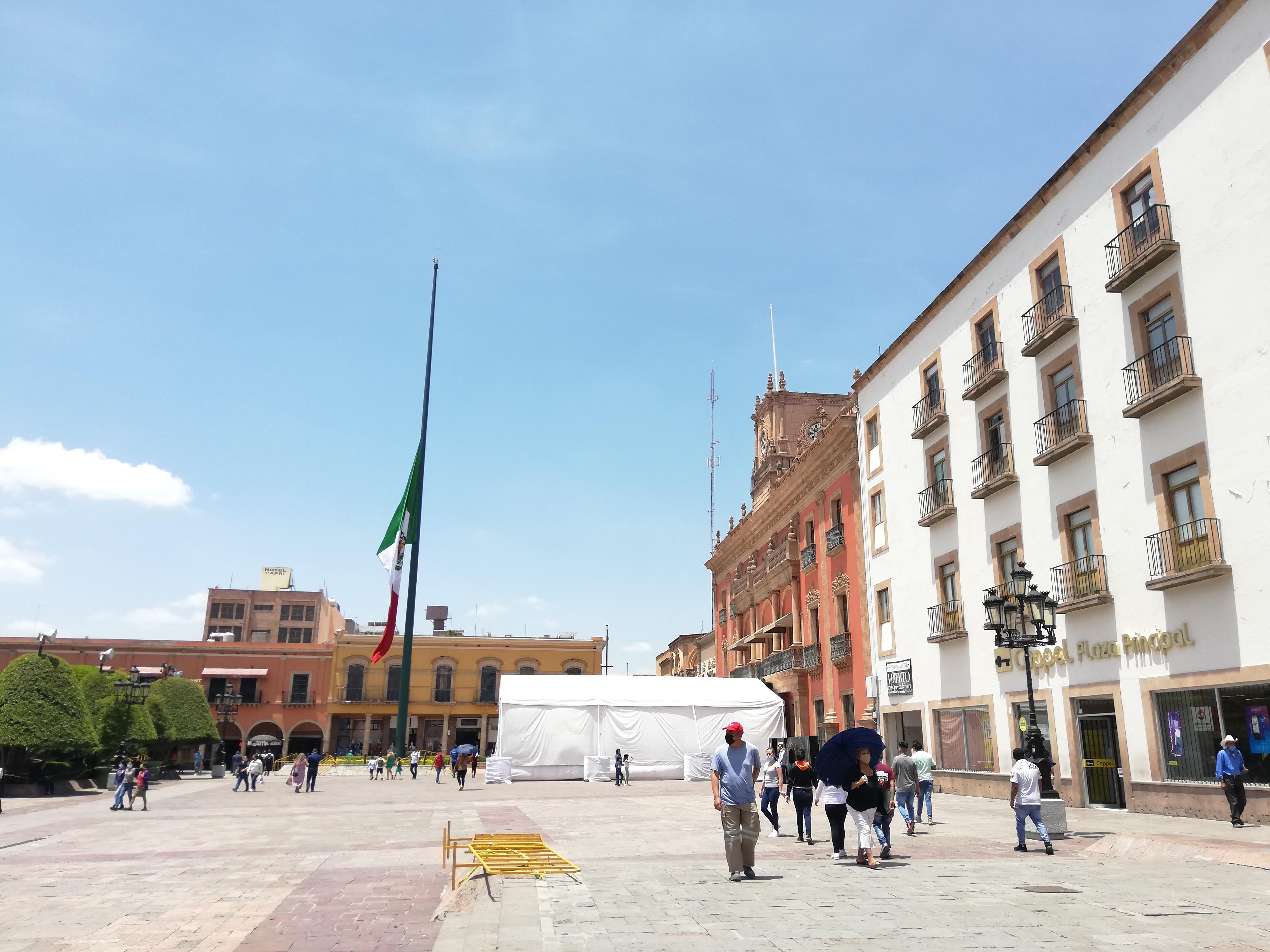 Leoneses destacan por conocimientos sobre la historia de México