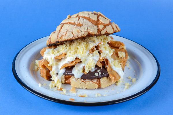 Por si creías haberlo visto todo, crean la ¡Concha de Choriqueso! 