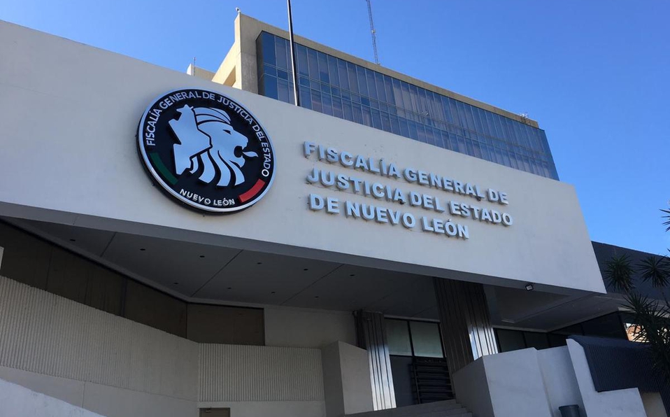 Detectan a policía de Montemorelos a bordo de vehículo relacionado con hecho ilícito