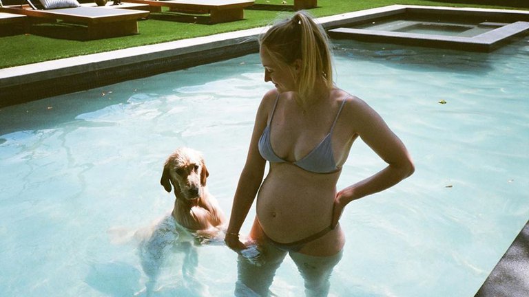 Sophie Turner muestra fotos dos meses después de dar a luz