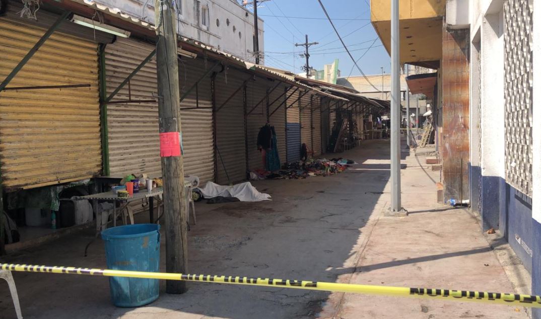 Muere un hombre afuera de los pasillos del Mercado del Norte