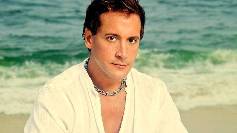 Ex Menudo recuerda sus momentos más duros junto al manager Edgardo Díaz: “Quítate los pantalones, yo quiero esto contigo”