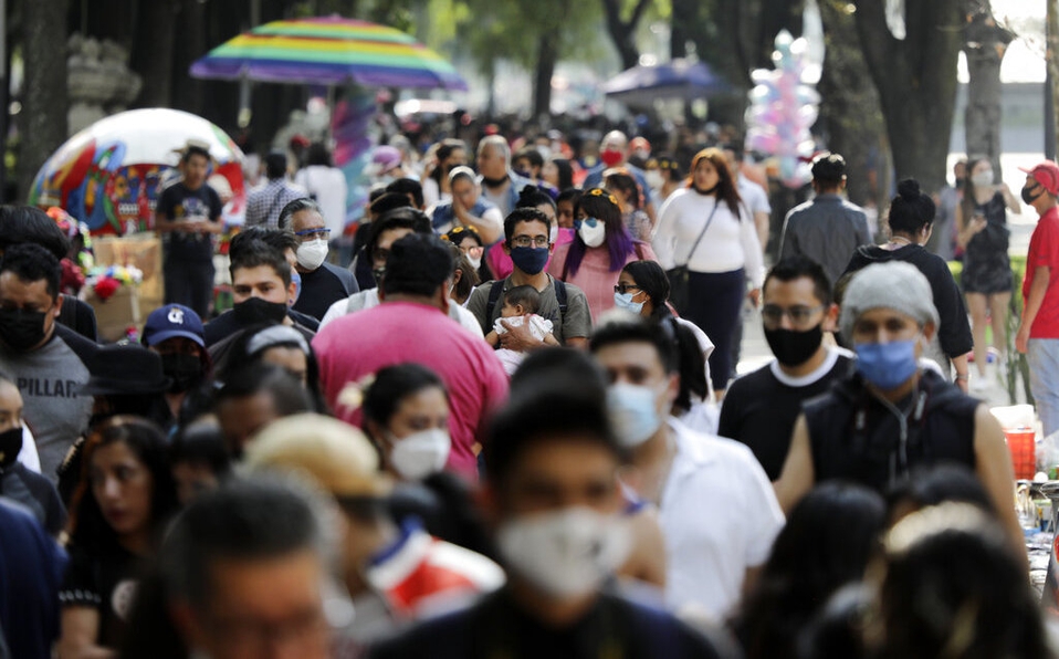 Incluye Ssa muertes sospechosas por Covid-19; sumarían más de 101 mil defunciones