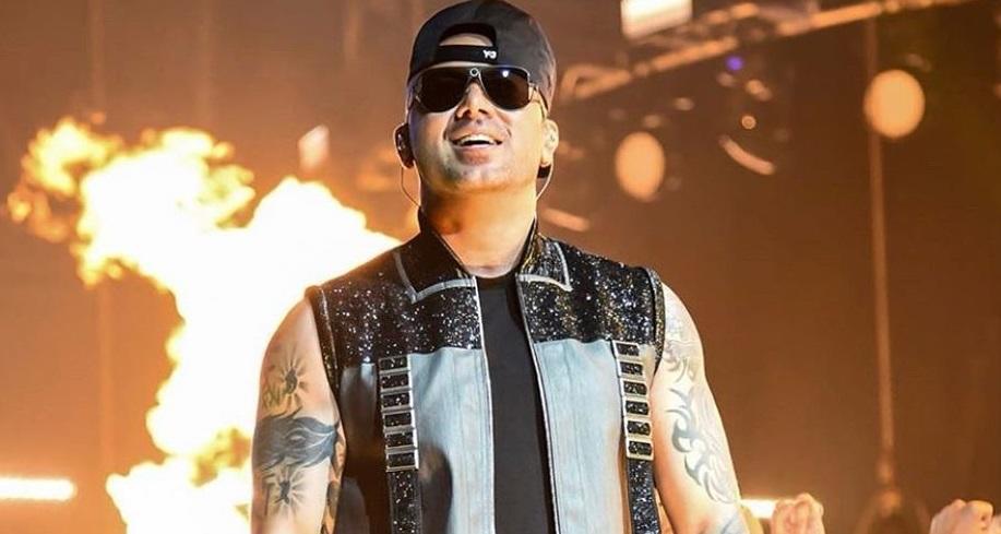 Se disculpa Wisin por letras misóginas en canciones de reggaetón