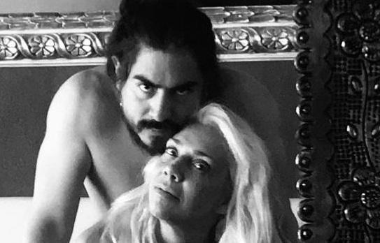 Comparten video de Cynthia Klitbo en la cama junto a 'Rey Grupero'