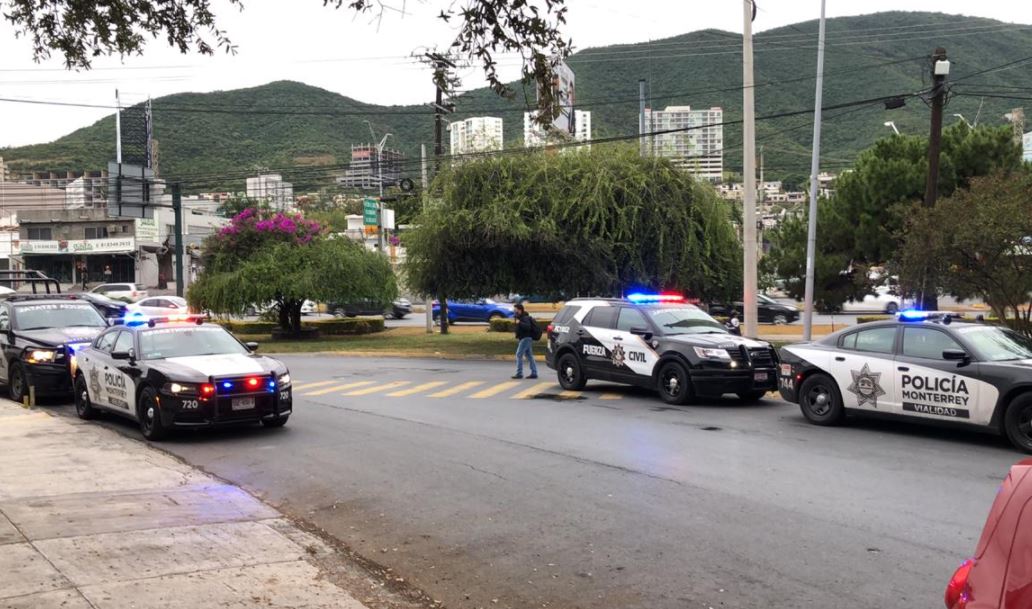 Telediario noticia Conductor embiste a un joven en la avenida Garza Sada  