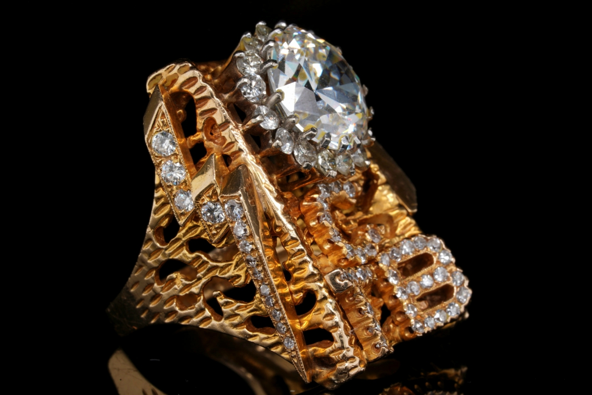 Subastarán anillo de Elvis Presley en más de 10 mdp